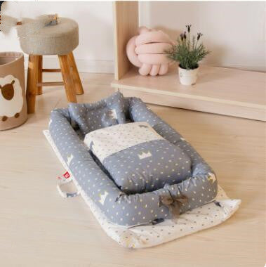 Anti-Pressure Portable Baby Crib