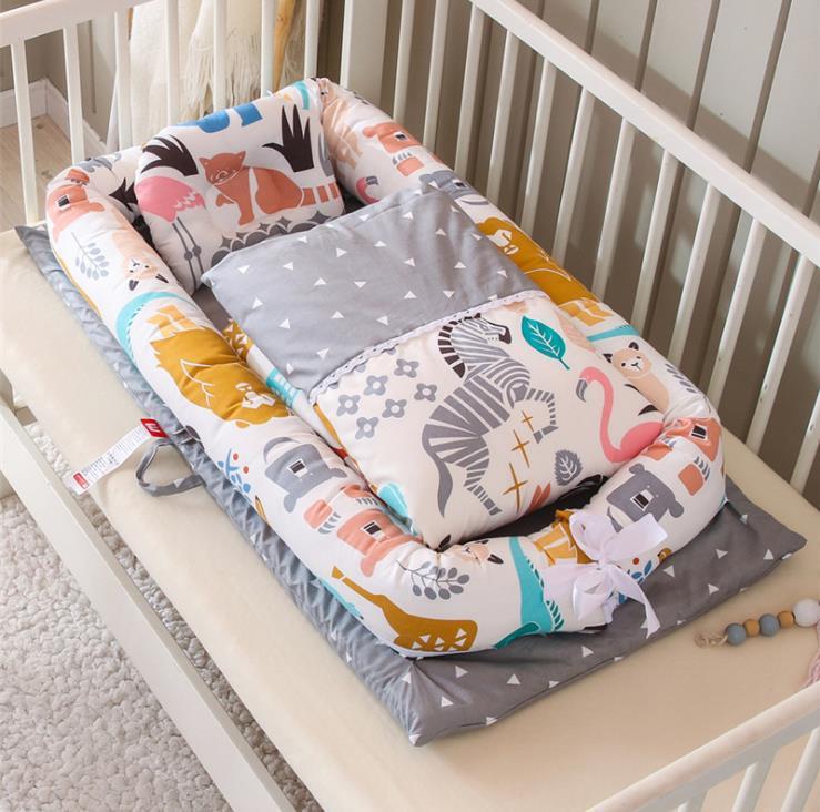 Anti-Pressure Portable Baby Crib