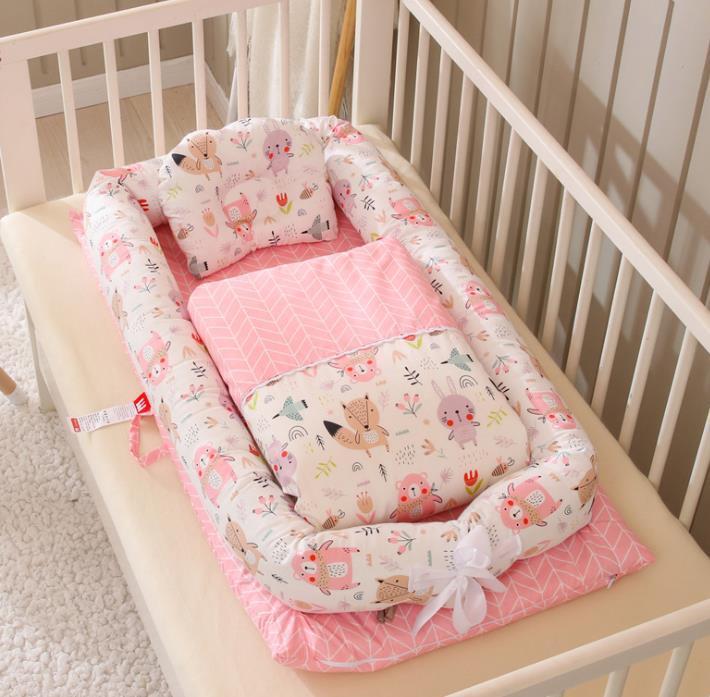 Anti-Pressure Portable Baby Crib